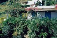 Ferienhaus Casa Batana. Buchen Sie bei uns Ihre individuelle Kalabrien-, Salina-, Apulien- oder Toskana-Reise! Rundum-Sorglos-Urlaub im Hotel, Ferienhaus, Ferienwohnung oder Agriturismo - inklusive Flug, Mietwagen und F�hre.