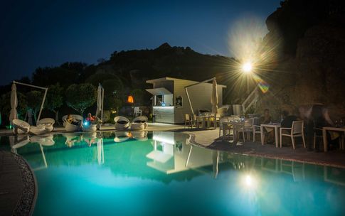 Wunderschöne Vier-Sterne-Hotel Baia del Sole an einer der schönstens Küstenabschnitte Kalabriens